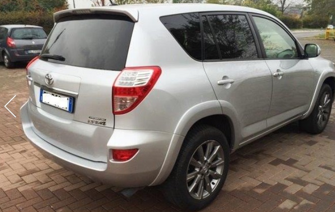 TOYOTA RAV 4 (01/05/2012) - 